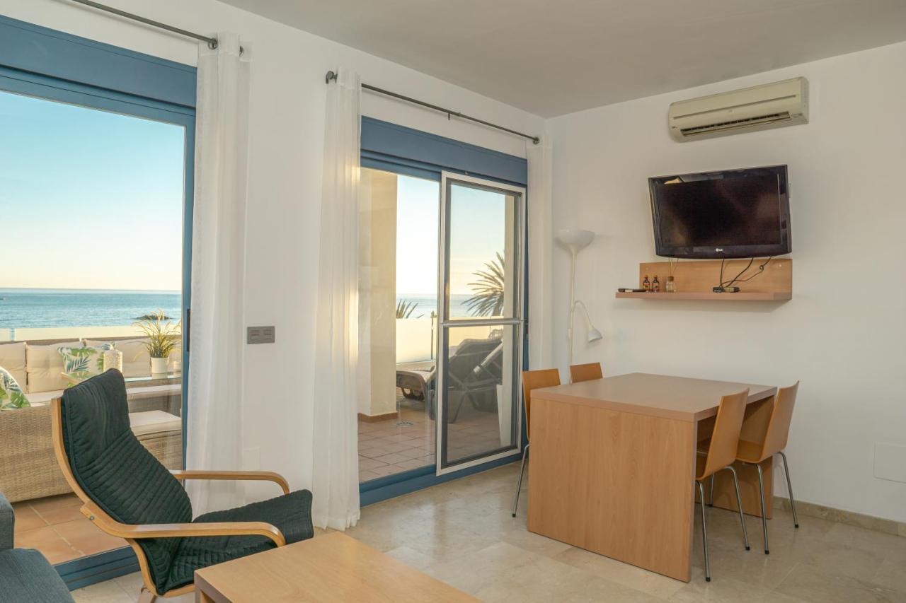 Apartamentos Varadero On The Beach La Cala Del Moral Екстер'єр фото